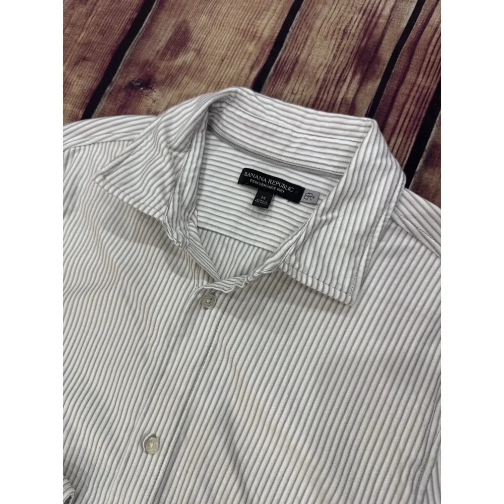 Banana Republic Performance Knit Men's White/Gray Striped Shirt M
